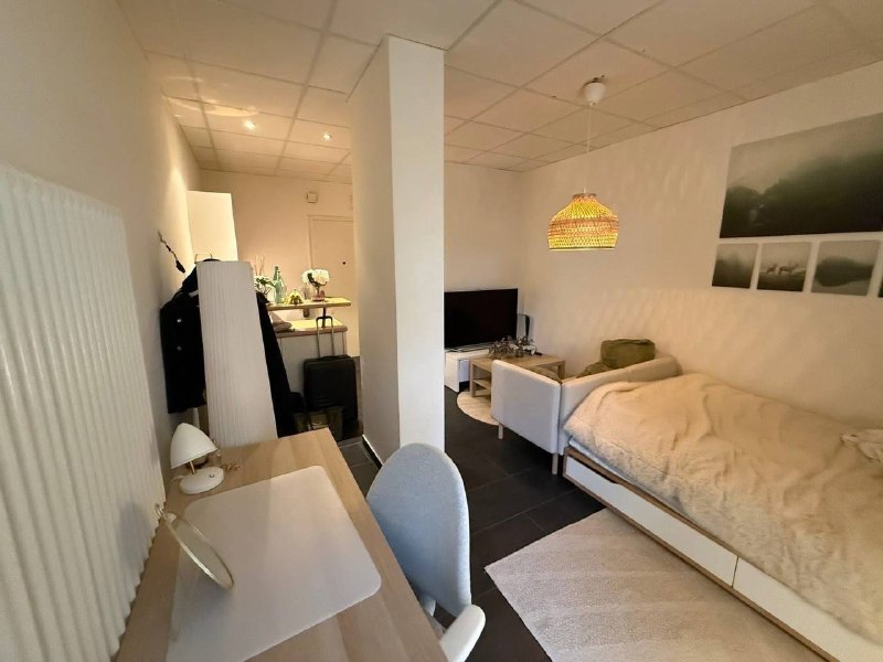 Studio meublé – Centre-ville - Image 4